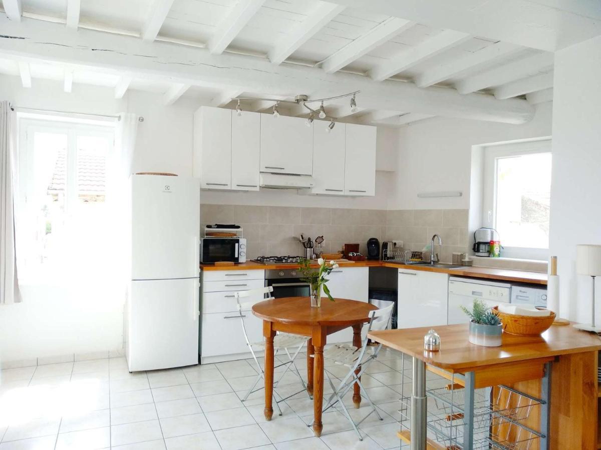 La Maison De Thuy - Gite En Auvergne Gimeaux Dış mekan fotoğraf