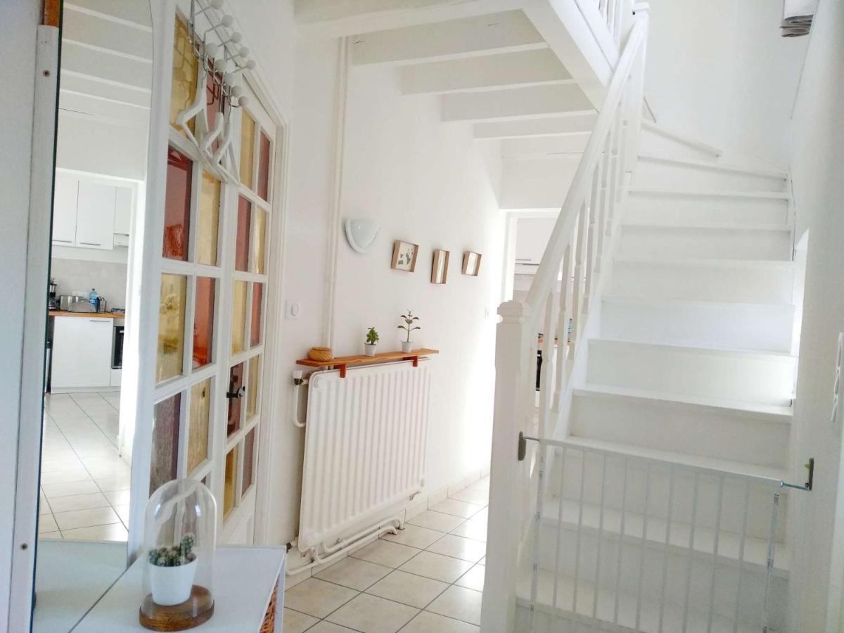 La Maison De Thuy - Gite En Auvergne Gimeaux Dış mekan fotoğraf