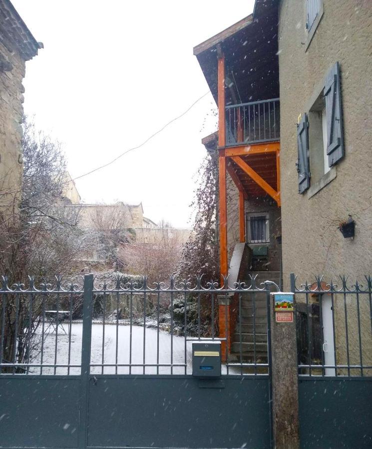 La Maison De Thuy - Gite En Auvergne Gimeaux Dış mekan fotoğraf
